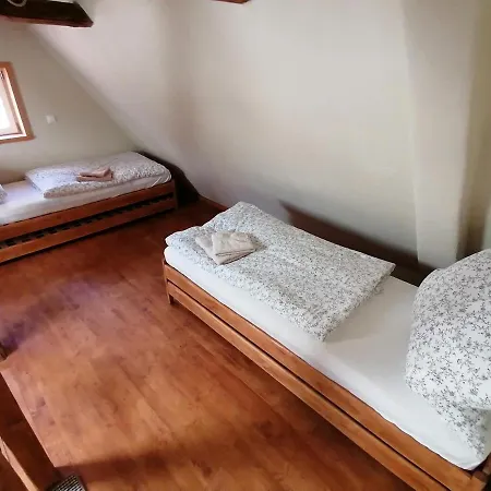 Pferdehof Am Burgsberg, Appartement *