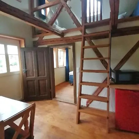 Pferdehof Am Burgsberg, * Seifhennersdorf