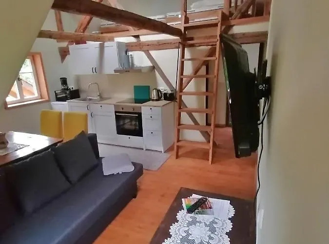 Pferdehof Am Burgsberg, アパート *